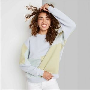 wild fable women's oversized sweatshirt blue yellow green NWOT